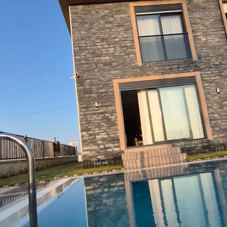Διαμέρισμα Denis House Havuz Sauna Ve Jakuzi Hadi Gelin