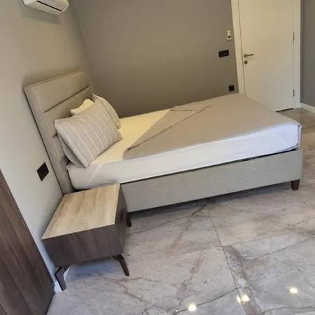 Denis House Havuz Sauna Ve Jakuzi Hadi Gelin Apartament *