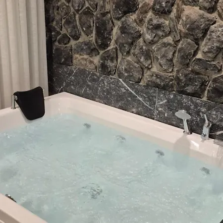 Denis House Havuz Sauna Ve Jakuzi Hadi Gelin Apartament *