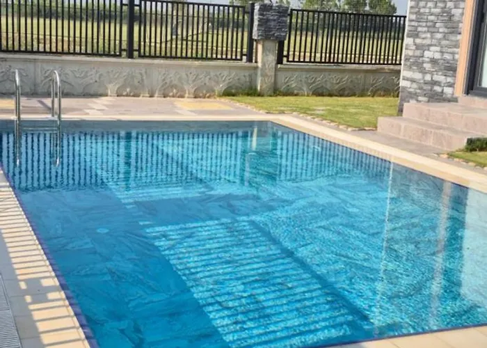 Denis House Havuz Sauna Ve Jakuzi Hadi Gelin Belek