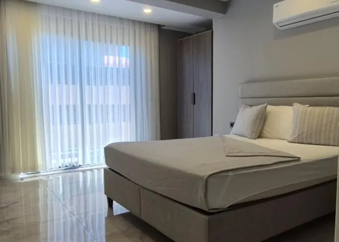 Apartment Denis House Havuz Sauna Ve Jakuzi Hadi Gelin