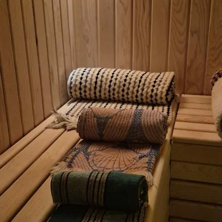 Denis House Havuz Sauna Ve Jakuzi Hadi Gelin